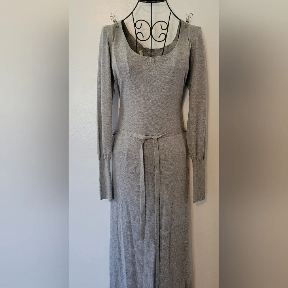 Vintage Oasis Grey Maxi Sweater Dress​​​ - Picture 2 of 5